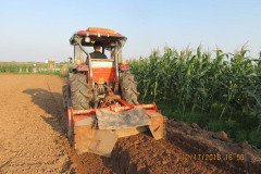 Microbebio_in_the_field_102